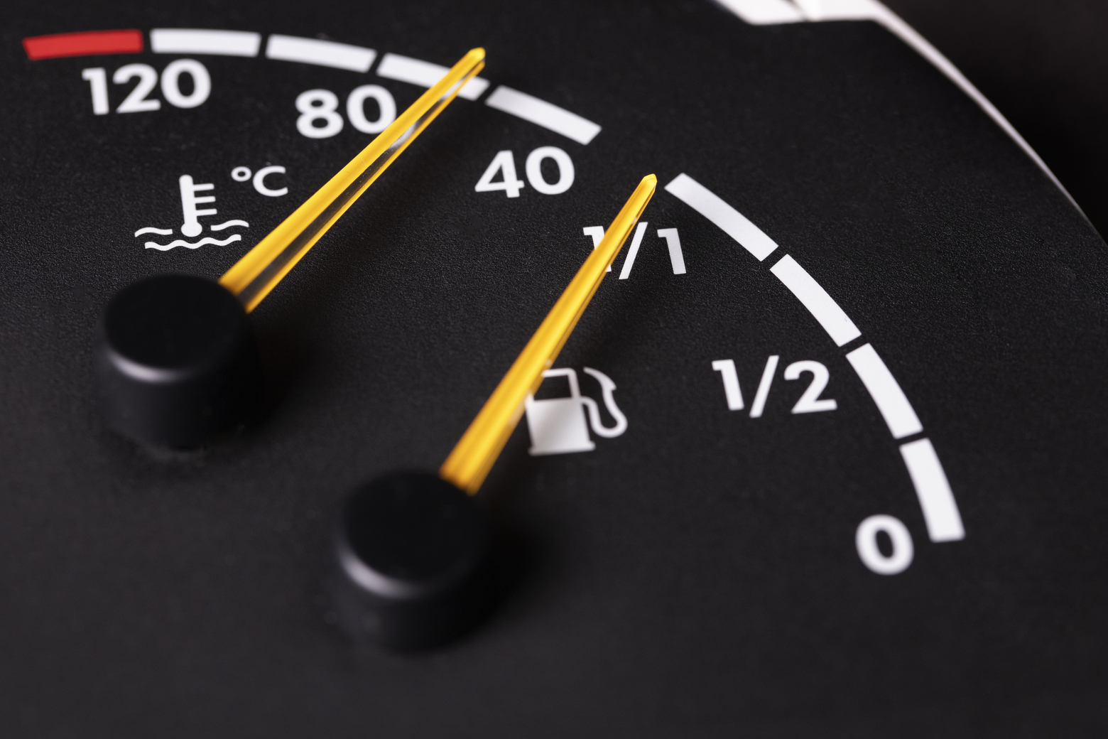 close up fuel level gauge vehicle 25